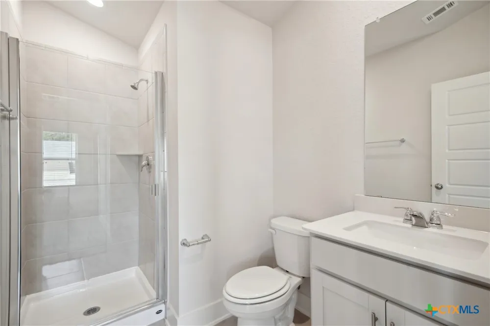 4225 Azalea Alley Marion, TX 78124