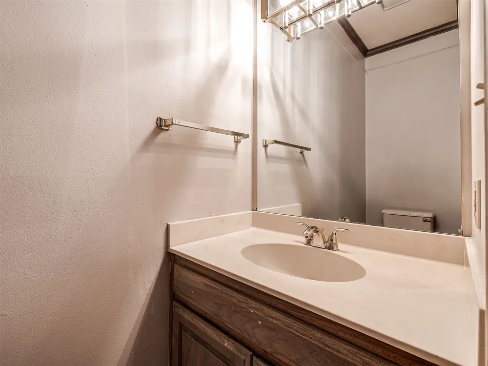 6536 E 85th Street Tulsa, OK 74133