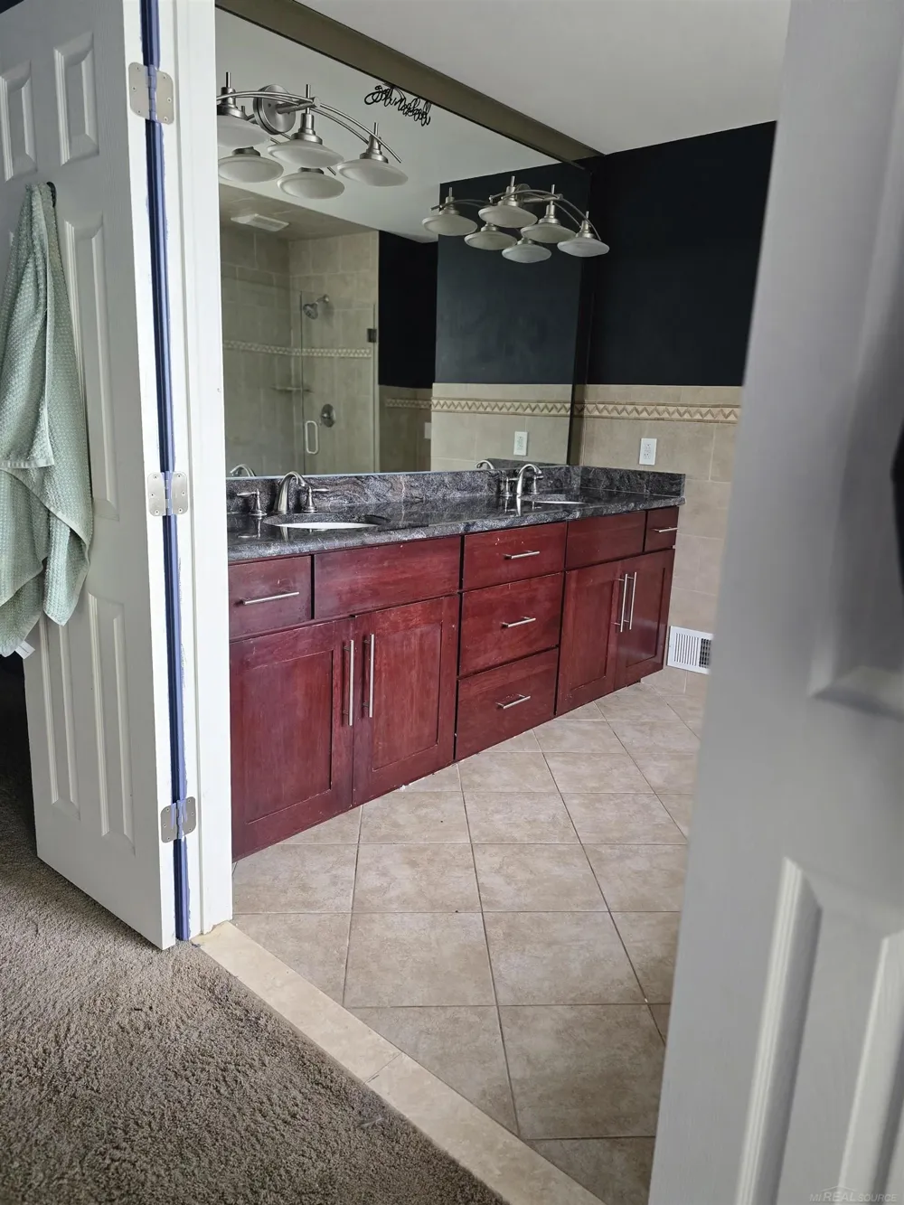 7374 Tonnelle Avenue Shelby Charter Township, MI 48317