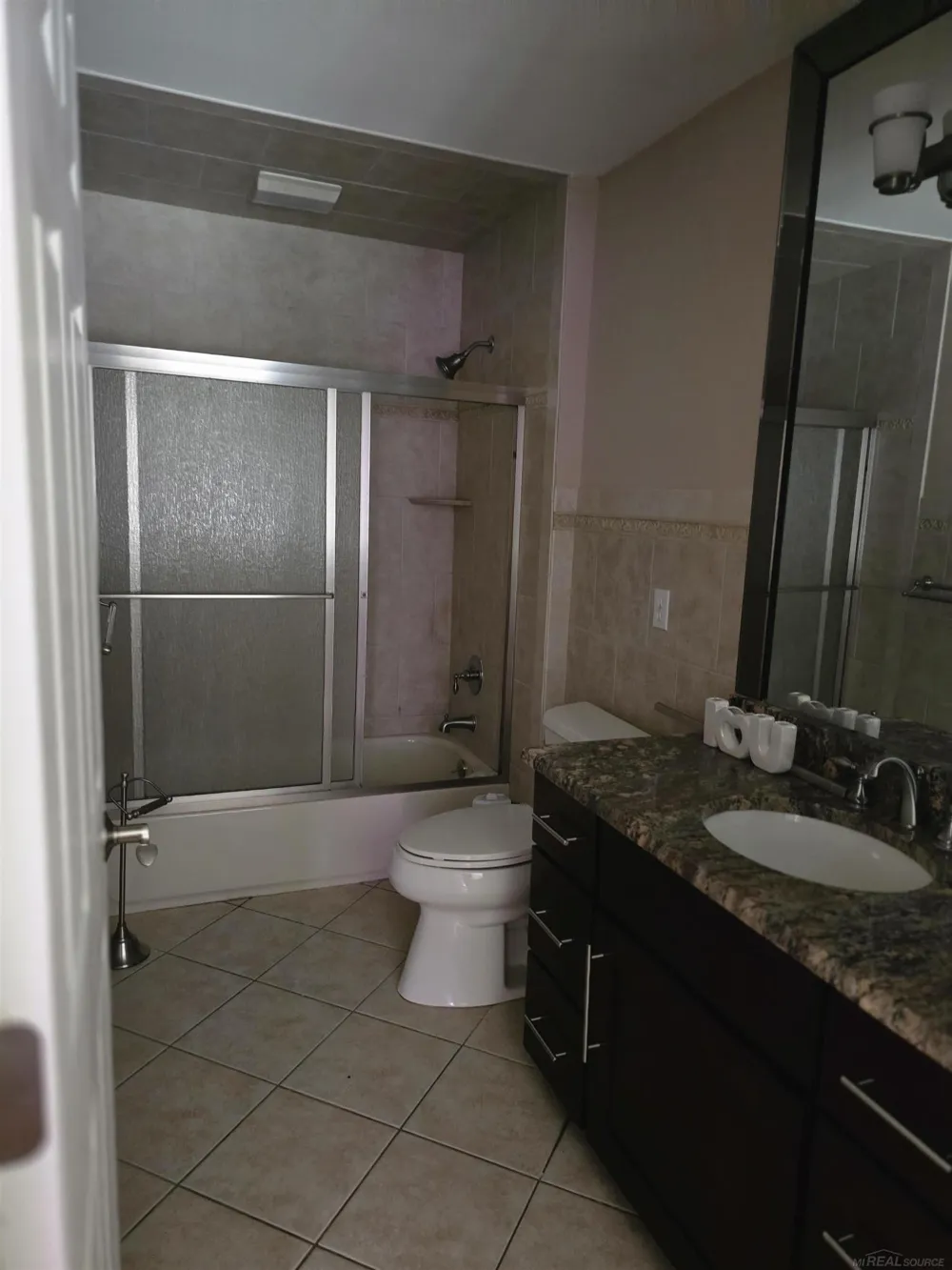 7374 Tonnelle Avenue Shelby Charter Township, MI 48317