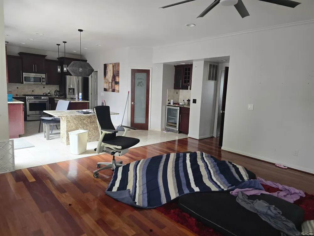 7374 Tonnelle Avenue Shelby Charter Township, MI 48317