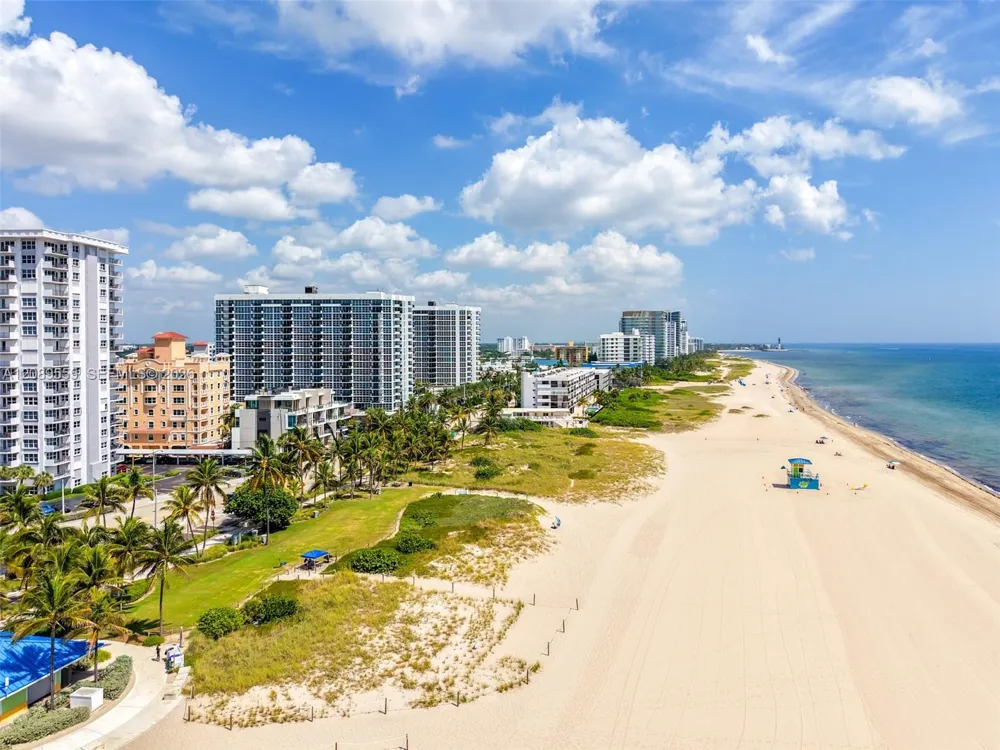 497 Ocean Bl Pompano Beach, FL 33062
