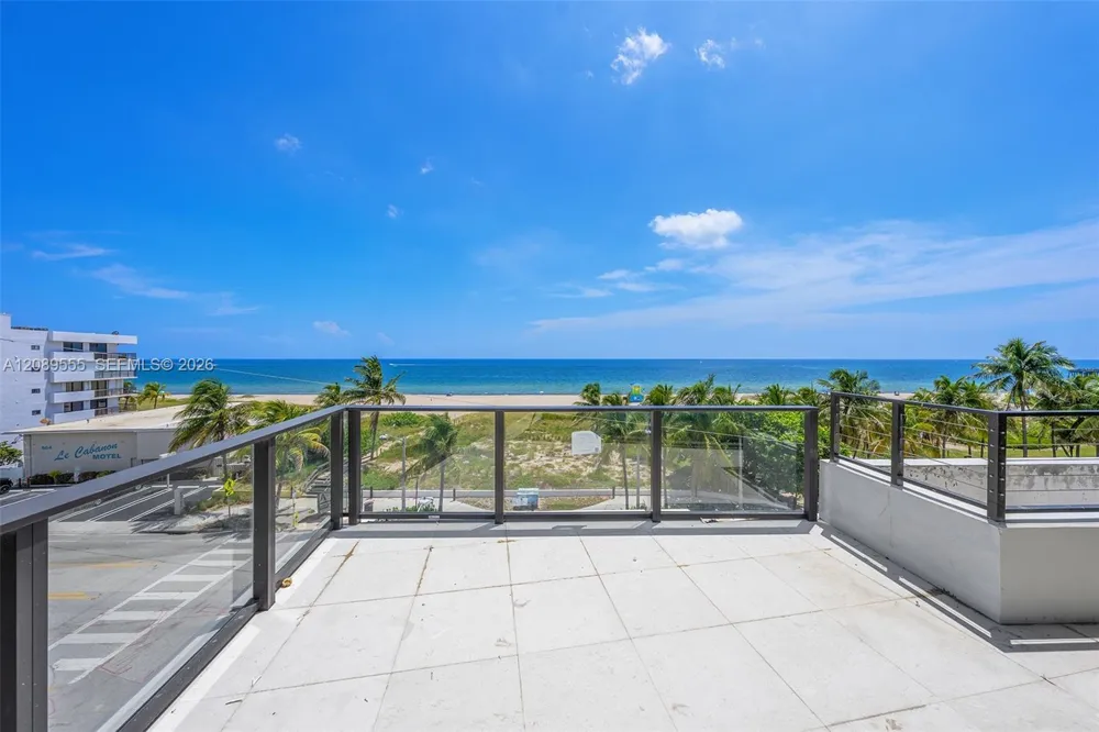 497 Ocean Bl Pompano Beach, FL 33062