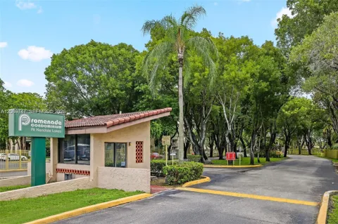 14401 Kendall Dr #301N