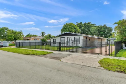 20060 NW 14th Ct
