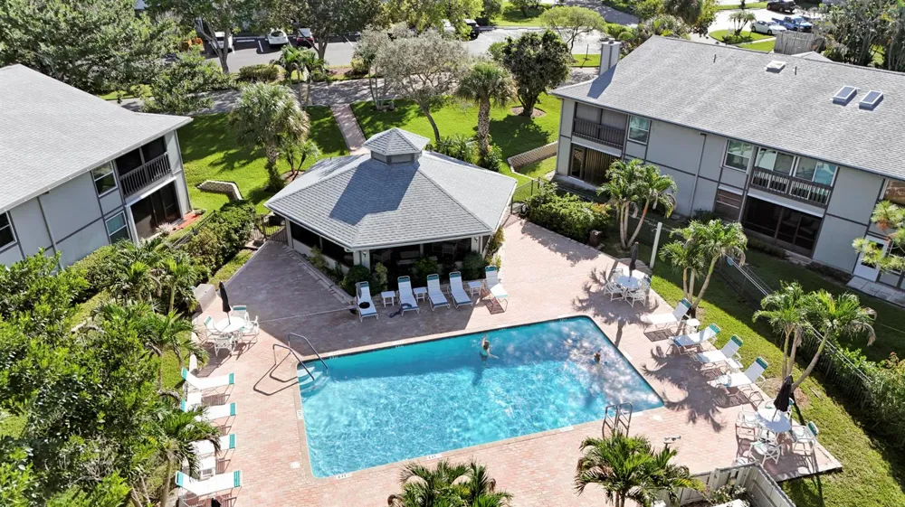 8388 SE CROFT #P-1 Hobe Sound, FL 33455