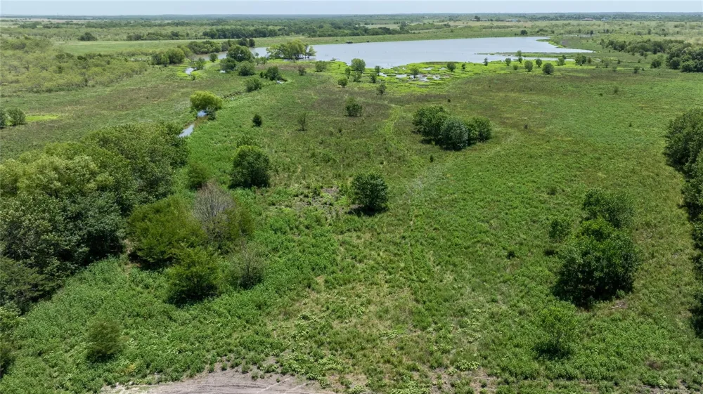 Barker Ln Rice, TX 75155