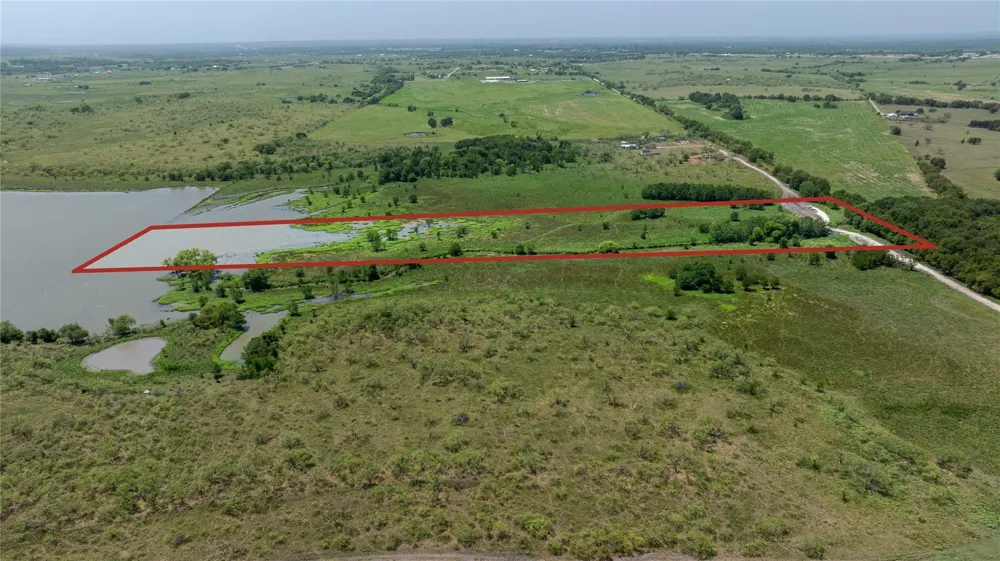 Barker Ln Rice, TX 75155