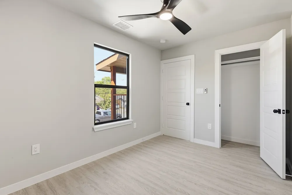 746 Ella Avenue Dallas, TX 75217
