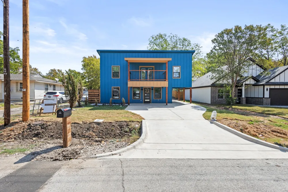746 Ella Avenue Dallas, TX 75217
