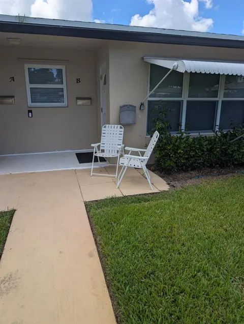 855 NORTH DRIVE #B