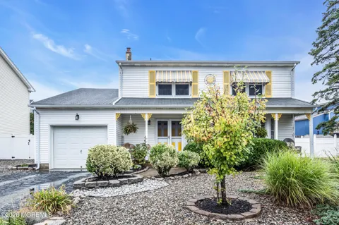 3290 Long Point Drive