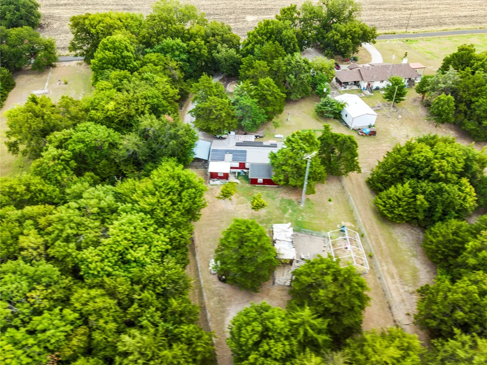 9189 County Road 285 Anna, TX 75409