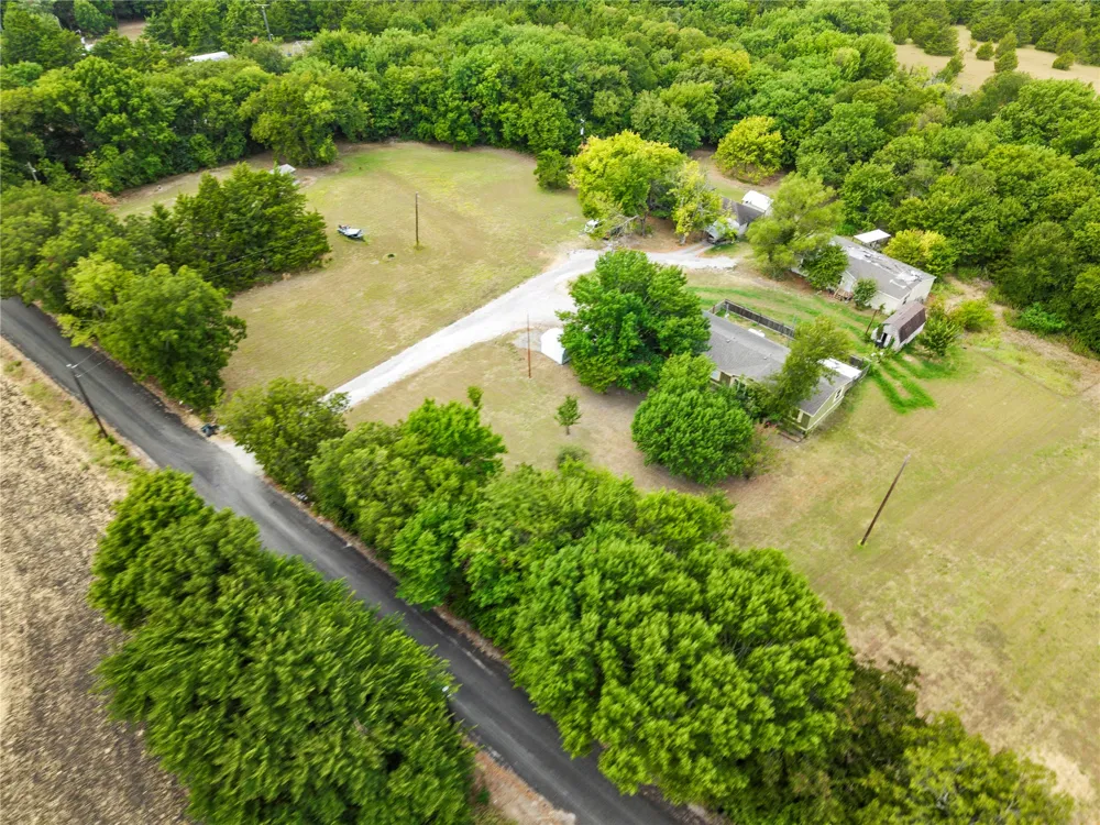 9189 County Road 285 Anna, TX 75409