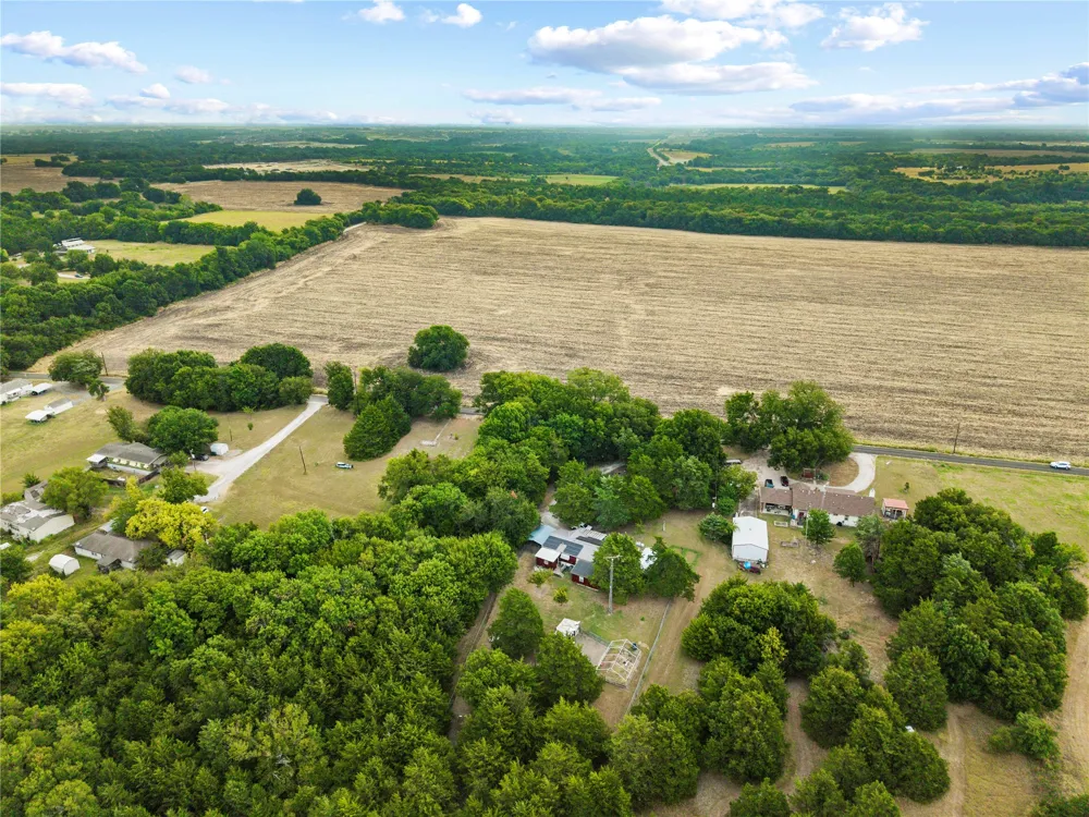 9189 County Road 285 Anna, TX 75409