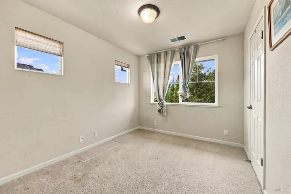 1322 Trombetta Street Santa Rosa, CA 95407