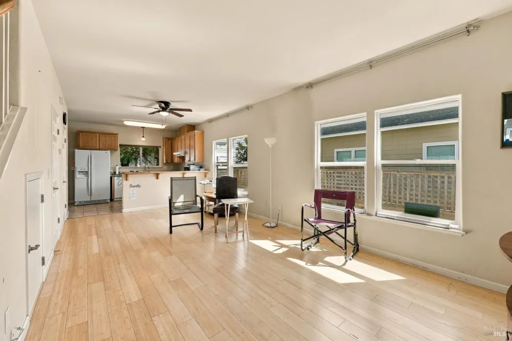 1322 Trombetta Street Santa Rosa, CA 95407