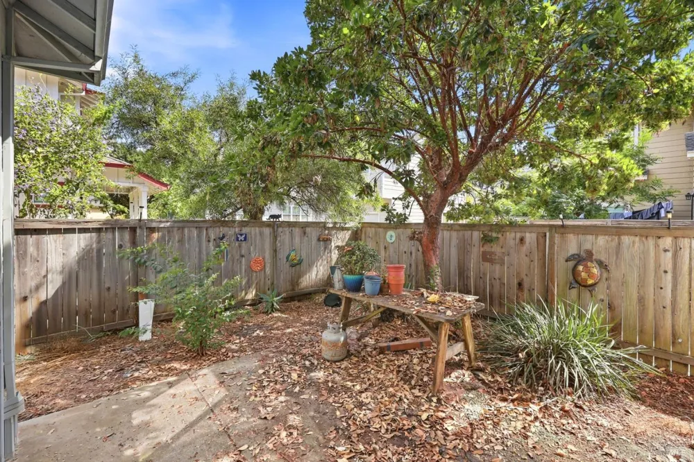 1322 Trombetta Street Santa Rosa, CA 95407