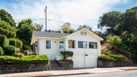 733 I STREET
