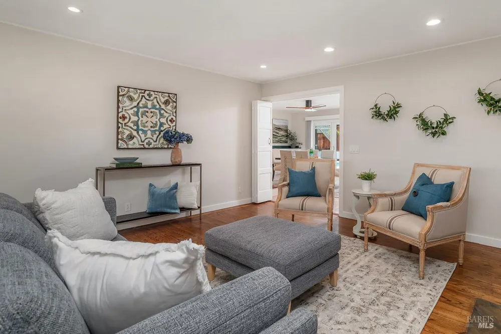 19 Carmel Drive Novato, CA 94945