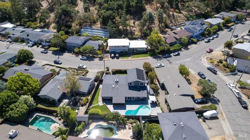 19 Carmel Drive Novato, CA 94945