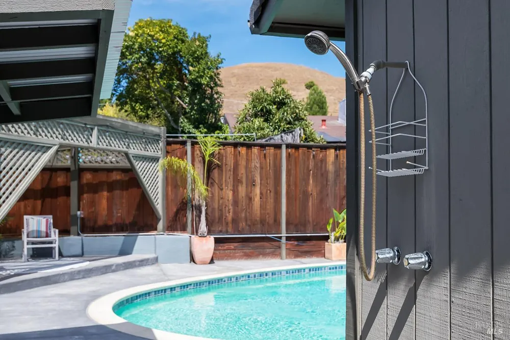 19 Carmel Drive Novato, CA 94945