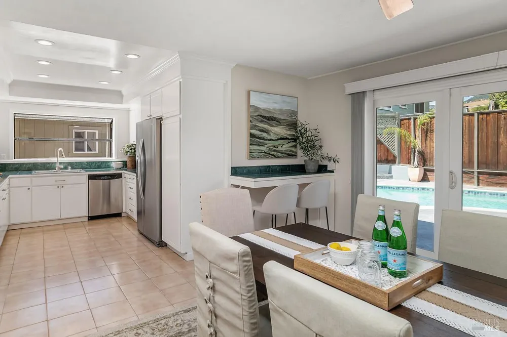 19 Carmel Drive Novato, CA 94945
