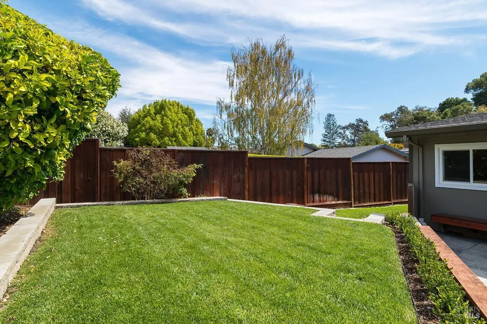 19 Carmel Drive Novato, CA 94945