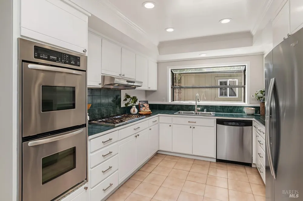 19 Carmel Drive Novato, CA 94945