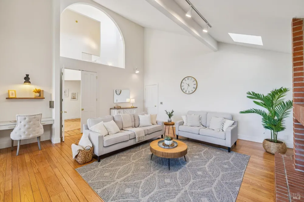 260 Highland Avenue San Rafael, CA 94901