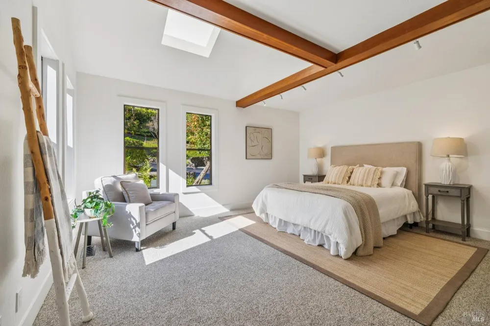 260 Highland Avenue San Rafael, CA 94901