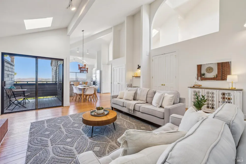 260 Highland Avenue San Rafael, CA 94901