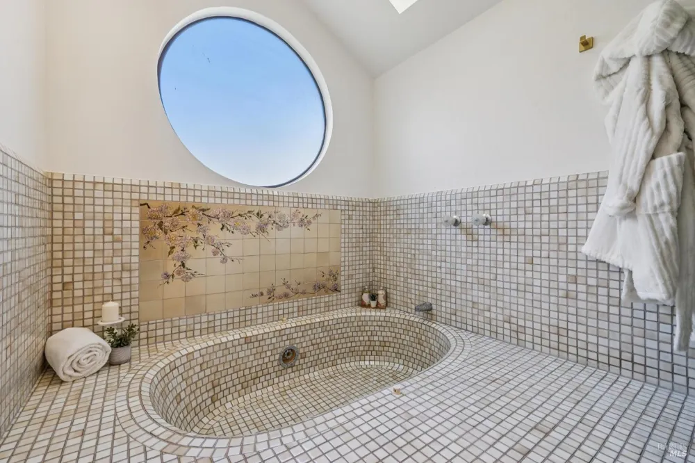 260 Highland Avenue San Rafael, CA 94901