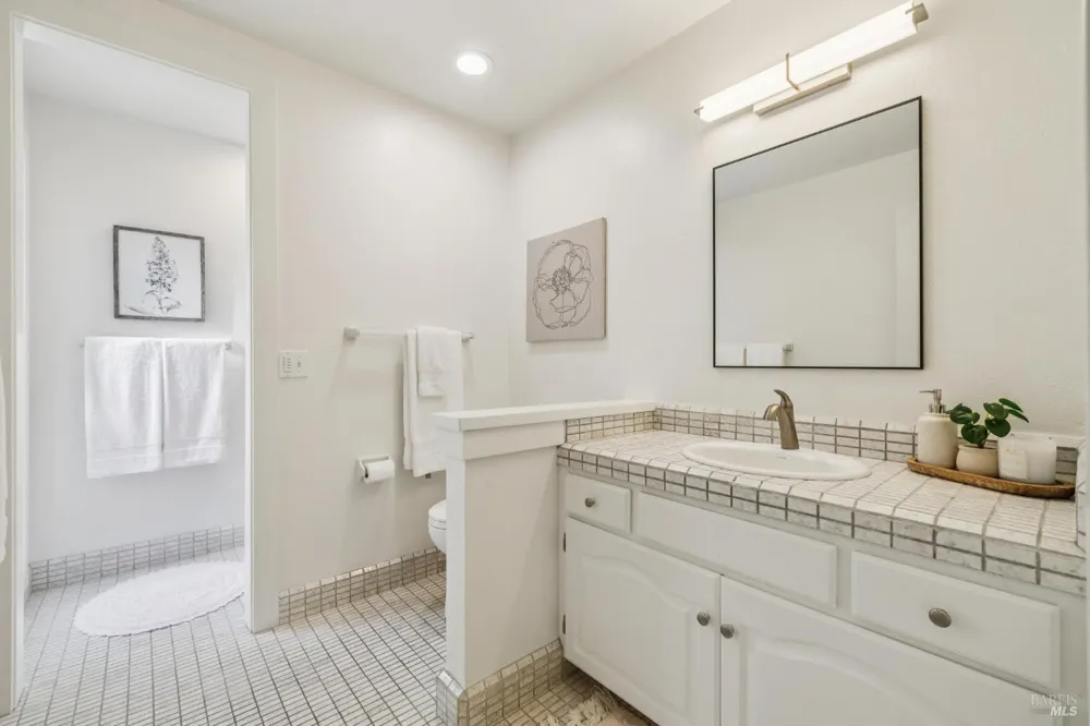 260 Highland Avenue San Rafael, CA 94901