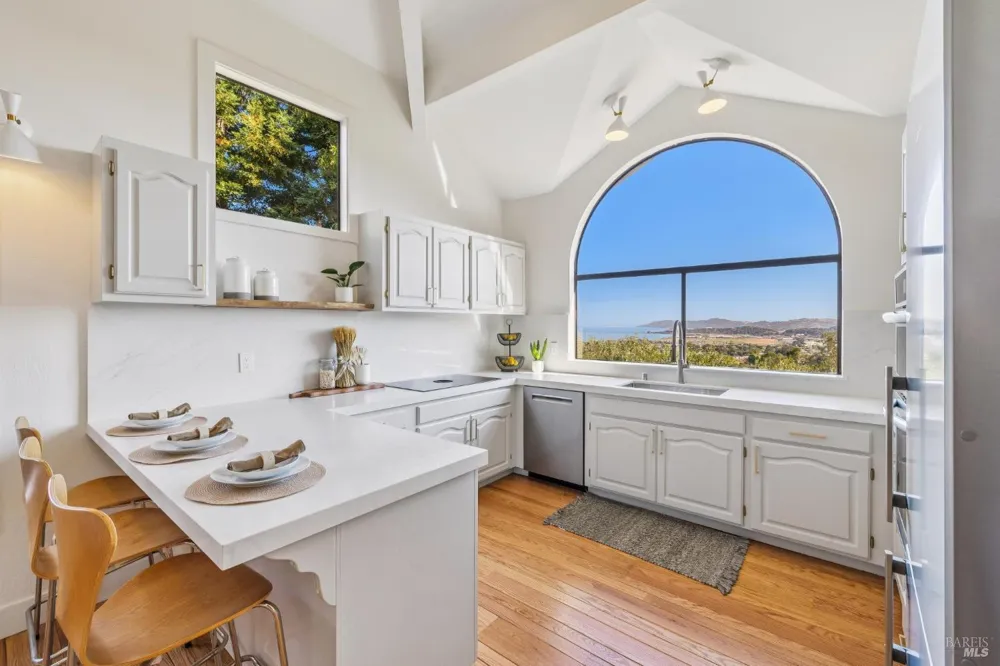 260 Highland Avenue San Rafael, CA 94901