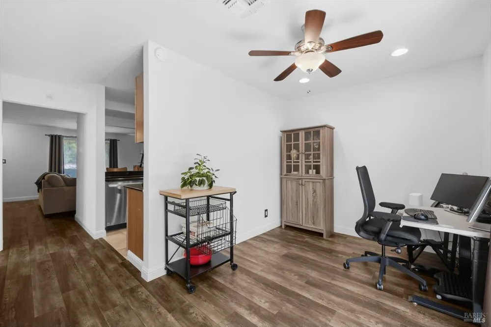 490 Edgewood Drive ##5 Vacaville, CA 95688