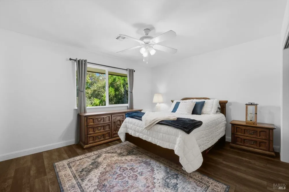 490 Edgewood Drive ##5 Vacaville, CA 95688