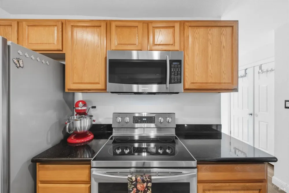 490 Edgewood Drive ##5 Vacaville, CA 95688