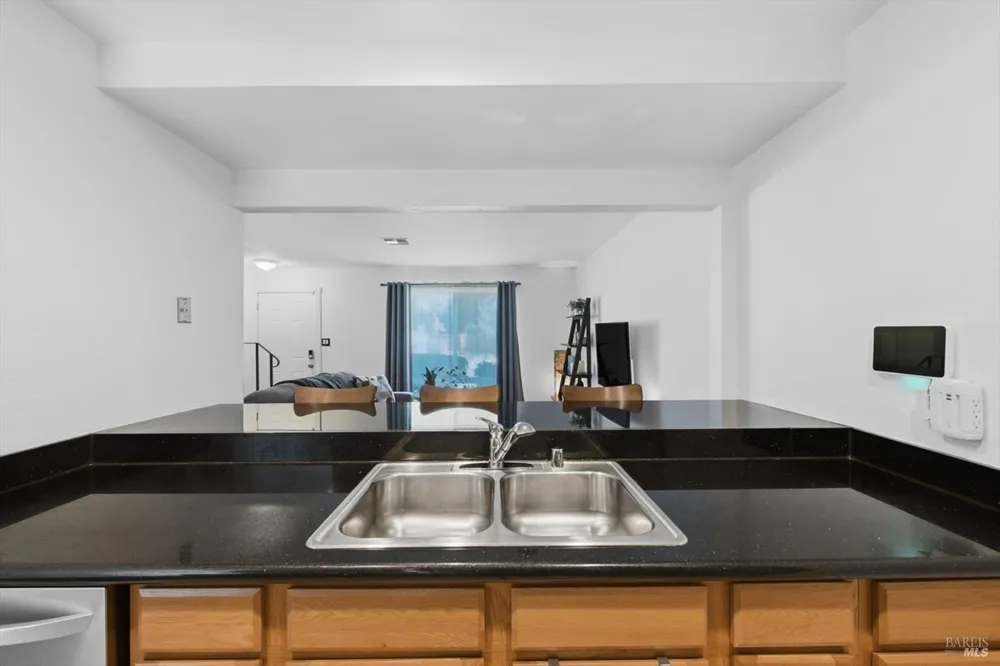 490 Edgewood Drive ##5 Vacaville, CA 95688
