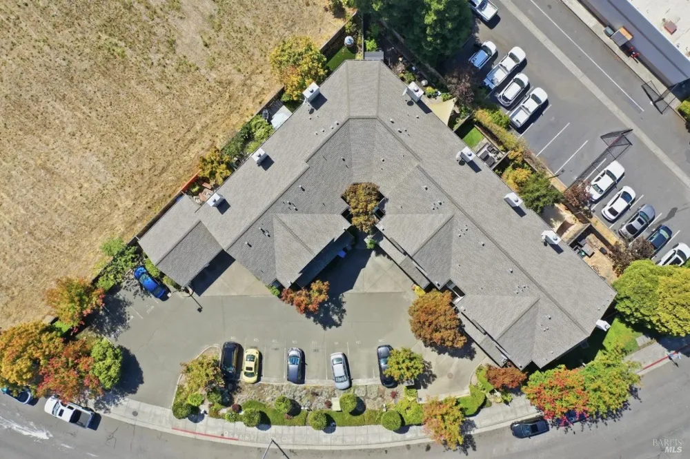 520 Court Street Santa Rosa, CA 95407