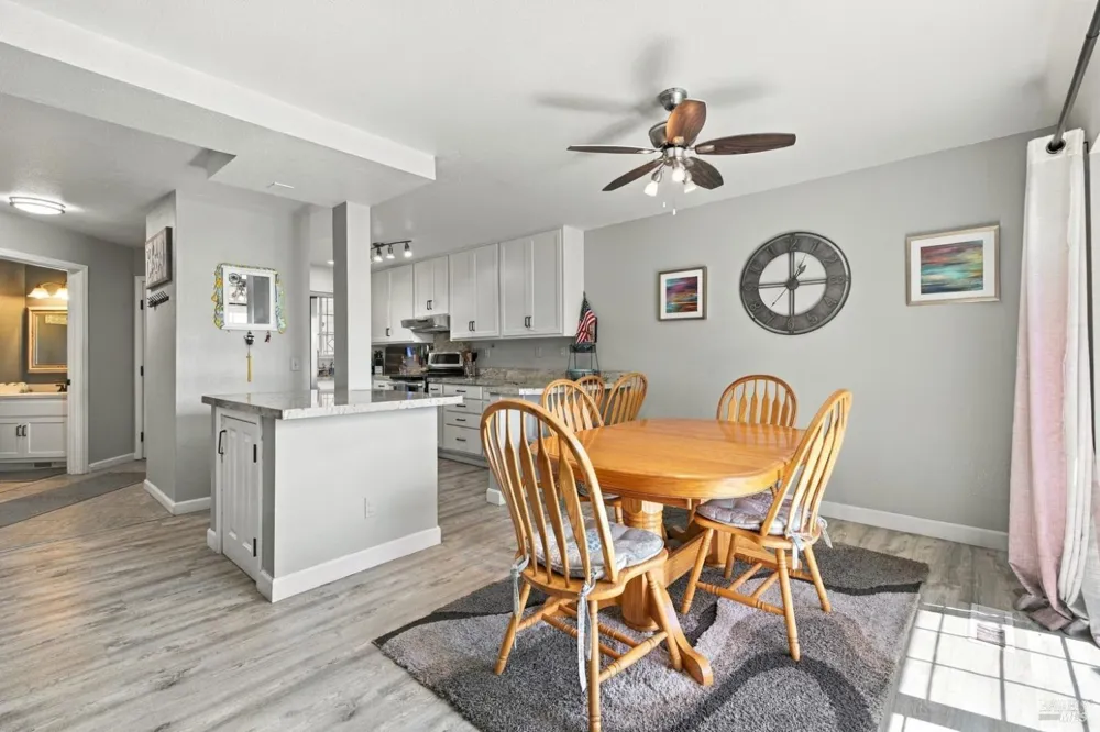 520 Court Street Santa Rosa, CA 95407