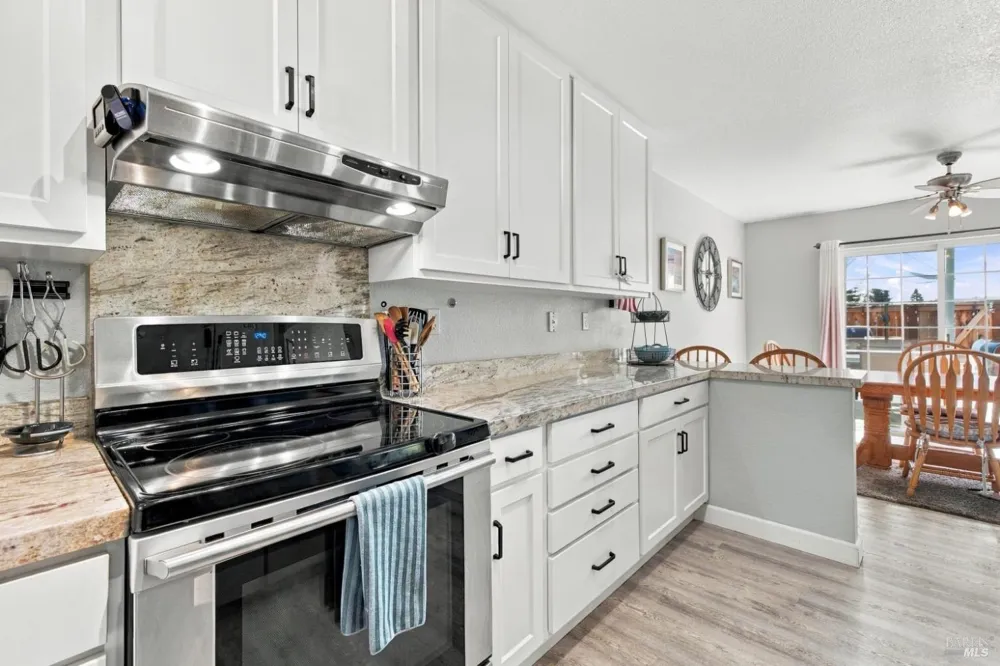 520 Court Street Santa Rosa, CA 95407