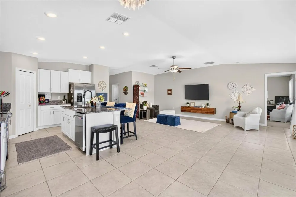 1984 FAN ALOE WAY Ruskin, FL 33570