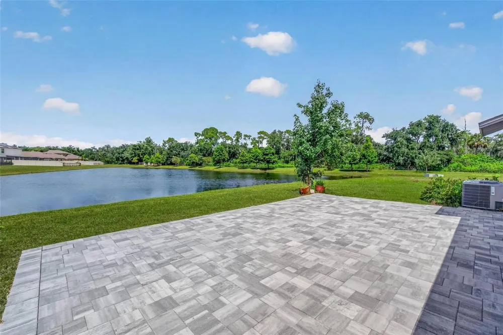1984 FAN ALOE WAY Ruskin, FL 33570