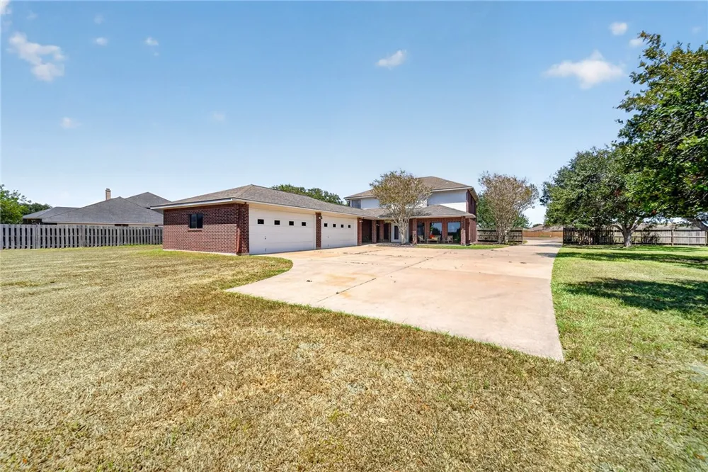 5625 King Acres Drive #1 Corpus Christi, TX 78414
