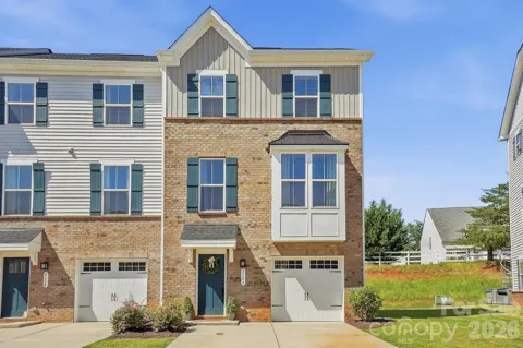 2606 Grantham Place Drive