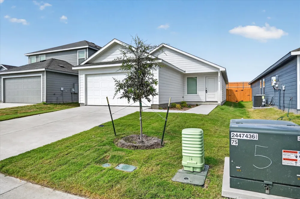 5318 Cinnamon Princeton, TX 75407