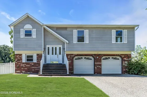 27 Cherry Bend Drive