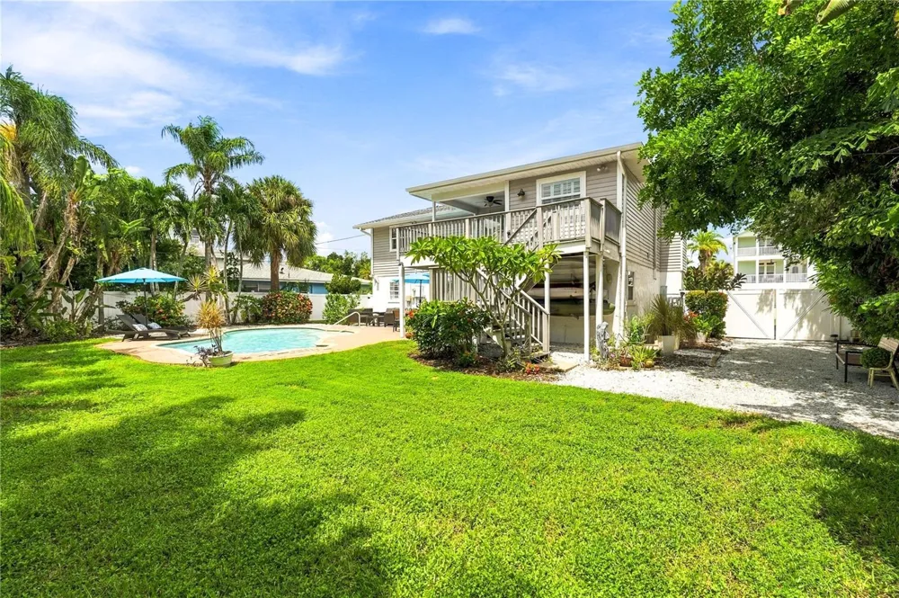 112 6TH STREET Belleair Beach, FL 33786