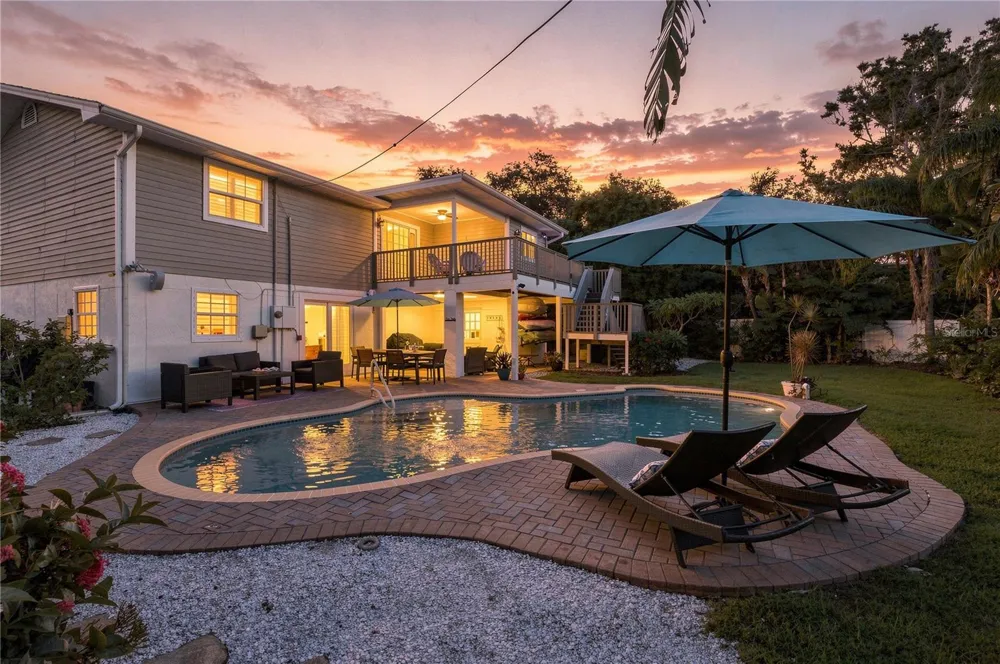 112 6TH STREET Belleair Beach, FL 33786
